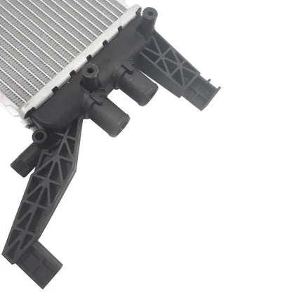 Dynofit Radiator Replacement Fits Maserati Ghibli Base, Quattroporte S/GTS OE# 670003406 670009821